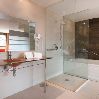 Escapada de 2 Noches con Circuito Spa en Hotel Granada Palace 5* (Granada)
