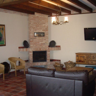 Escapada con Encanto y Visita a Bodega en Pago de Trascasas Hotel Rural (Valladolid)