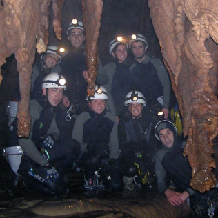 Espeleobarranquismo: Cueva de Valporquero (León)