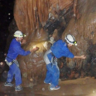 Iniciación a la Espeleología (Montanejos, Castellón)