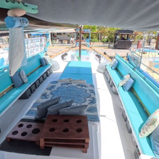 Excursión en Barca Tradicional Ibicenca con Bebidas, Tapas, Snorkel, Paddle Surf y Sea Scooter (Sant Antoni, Ibiza)