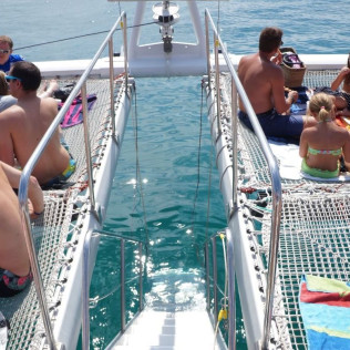 Excursión en Catamarán a Vela (Cambrils, Tarragona)