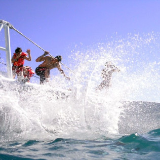 Excursión en Catamarán a Vela (Cambrils, Tarragona)