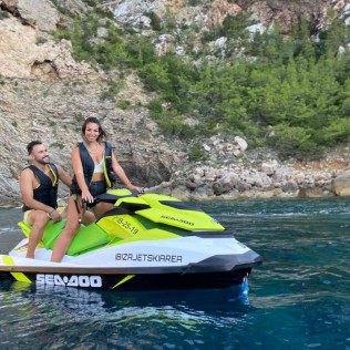 Excursión en Moto de Agua a Cala Tarida o Cala Conta (Ibiza)