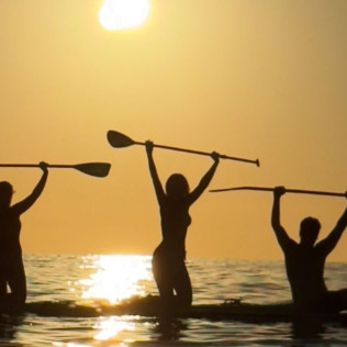 Excursión Guiada en Paddle Surf al Amanecer o Atardecer (Barcelona)