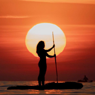 Excursión Guiada en Paddle Surf al Amanecer o Atardecer (Barcelona)