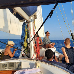 Salida en Velero Compartido (Barcelona)