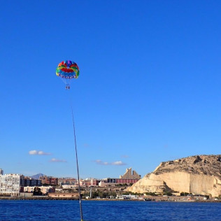 Parasailing (Alicante)