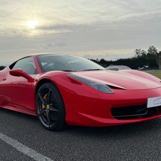 Copilotaje de Ferrari 458 en el Circuito Vasco Sameiro (Braga, Portugal)