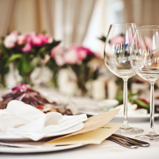 Fin de Semana Romántico: 2 Noches con Cena en Hotel Sercotel Tres Luces 3* (Vigo, Pontevedra)