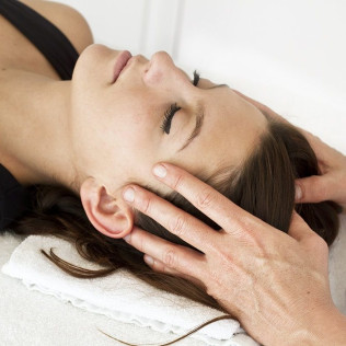 Sesión de Fisioterapia en Fisioterapia Ablanedo (Madrid)