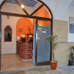 Escapada de 2 Noches con Cena en el Hotel La Fonda Del Califa (Arcos de la Frontera, Cádiz)