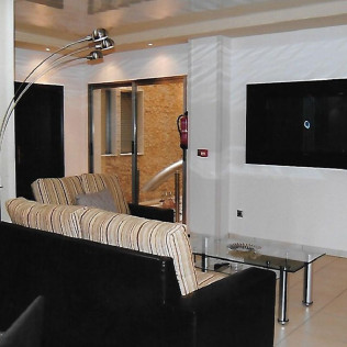 Escapada de 2 Noches con Desayuno en Hostal Fuente de la Magdalena (Santa Amalia, Badajoz)