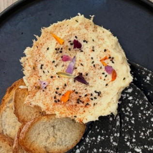 Comida en Gastro Botànic & Co. - Casa Padró (Bràfim, Tarragona)