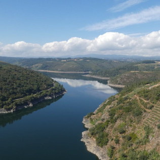 Viaje en Globo sobre la Ribeira Sacra con Fotos y Vídeo (Lugo)