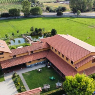 Escapada con Desayuno en Hospedería Los Reales (Carrizo de la Ribera, León)