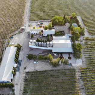 Escapada en Hospedería Luis de Góngora con Visita a Bodegas Pérez Barquero y Cata de Vinos para dos (Córdoba)