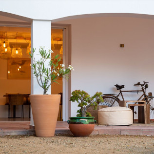 Escapada de 2 Noches con Desayuno en Hostal Es Niu (Tamariu, Girona)