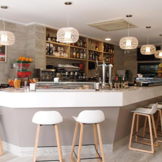 Escapada en Hotel Abril (San Juan, Alicante)