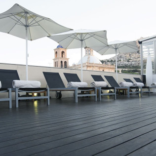 Acceso a Piscina Relax, Masaje Relajante y Comida o Cena para dos en Hotel Hospes Amérigo 5* (Alicante)