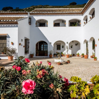 Escapada con Desayuno en Hotel Fuente del Sol 4* (La Joya - Antequera, Málaga)