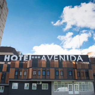 Escapada Relax con Acceso Exclusivo a la Zona Wellness en Hotel Avenida Coruña (A Coruña) 