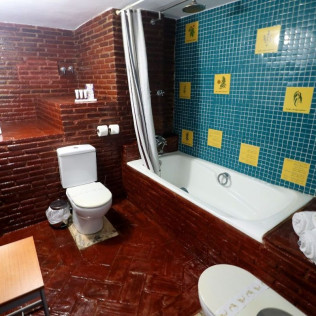 Escapada de 1 o 2 Noches con Cena y Visita a Bodega en Hotel Monasterio Rocamador (Almendral, Badajoz)