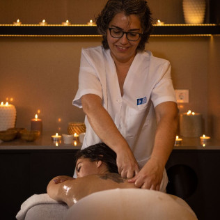 Termal Experience: Recorrido Termal con Masaje Relajante en RVHotels y Balneario Broquetas Spa Termal*** (Barcelona)