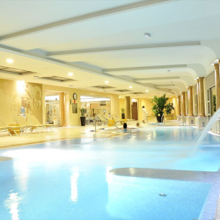 Circuito Spa, Masaje y Cena Romántica en Hotel Beatriz Toledo Auditorium & Spa 4* (Toledo)