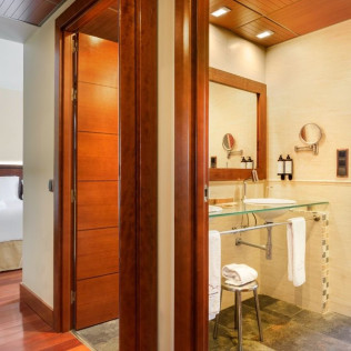 Escapada en Villa Deluxe con Spa y Desayuno en Hotel & SPA Monasterio de Boltaña 5* (Boltaña, Huesca) 