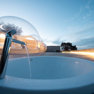 Noche bajo las Estrellas: Escapada en Bubble Premium en Balú Hotel (Monesterio, Badajoz)