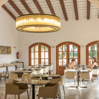 Escapada con Cena en Boutique Hotel Can Picó 4* (Pelacalç, Girona)