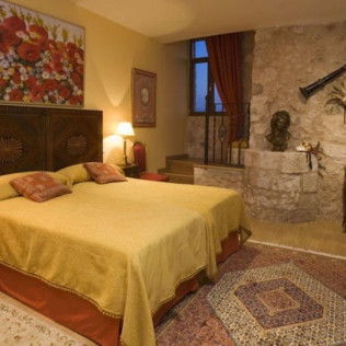 Escapada con Visita a Bodega en Castillo de Curiel 4* (Valladolid)