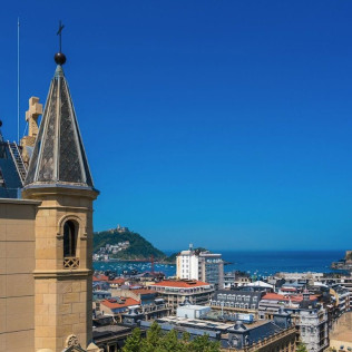 Circuito Spa Privado con Cava en Hotel Catalonia Donosti 4* (San Sebastián, Guipúzcoa)