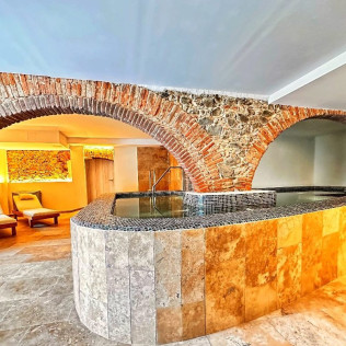 Escapada con Spa y Cena en el Hotel Boutique Comtal Empúries (Castelló d'Empúries, Girona)