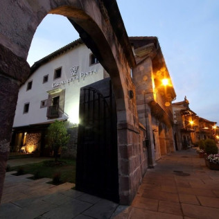 Escapada de 2 Noches, Zona Wellness Privada y Opción a Masaje en Hotel Boutique Casona de la Pinta (Cantabria)