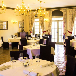 Escapada con Cena Romántica en Hotel Finca Las Beatas (Villahermosa, Ciudad Real)