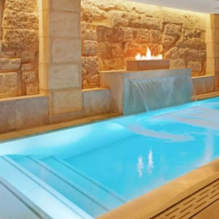 Desayuno de Lujo 5* con Circuito Spa y Copa de Cava para dos en Glòria de Sant Jaume 5* (Palma, Mallorca)