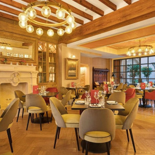 Desayuno de Lujo 5* con Circuito Spa y Copa de Cava para dos en Glòria de Sant Jaume 5* (Palma, Mallorca)