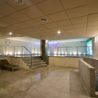 Circuito Spa y Masaje en Hotel Granada Palace 5* (Granada)