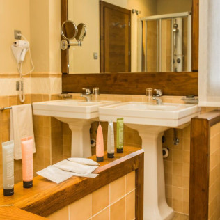 Escapada con Circuito Spa y Desayuno en Hotel Hostería de Torazo Hotel & Spa 4* (Torazo, Asturias)