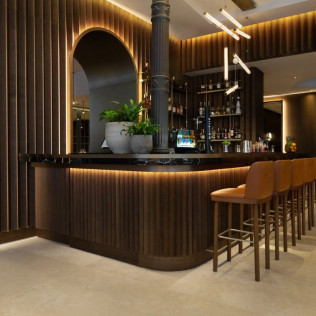 Masaje Relajante, Relajación en Baño, Cóctel y Tapa de Autor en Elysium Luxury Wellness @ JW Marriott Madrid 5* (Madrid)