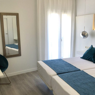Escapada de 2 Noches con Desayuno en Hotel La Encomienda (Moraleja, Cáceres)