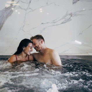 Escapada Bienestar con Spa en Masia La Palma (Espinavessa, Girona) 