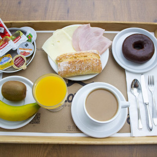 Escapada de 2 Noches con Desayuno y Opción a Habitación Superior en Hotel La Terraza (Miño, A Coruña)