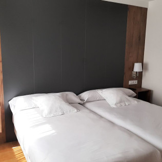 Escapada de 2 Noches con Desayuno y Opción a Habitación Superior en Hotel La Terraza (Miño, A Coruña)