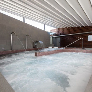 Escapada con Spa, Cena y Bañera Hidromasaje en Hotel Thalasso Cantábrico Las Sirenas 4* (Viveiro, Lugo)