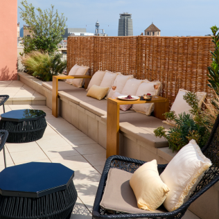 Zona Wellness con Masaje Facial en Hotel Le Méridien Barcelona 5* (Barcelona)
