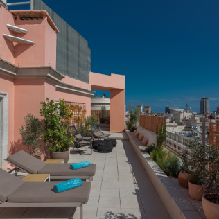 Zona Wellness con Masaje Facial en Hotel Le Méridien Barcelona 5* (Barcelona)