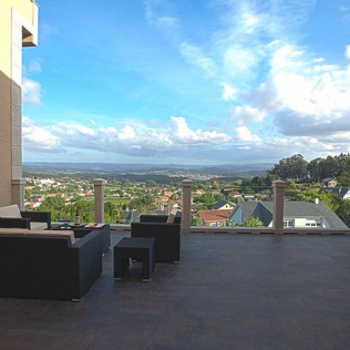 Escapada de 1 o 2 Noches con Desayuno en Hotel Los Olivos 3* Superior (A Coruña)